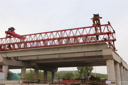 山東省路橋集團壓漿料施工現場(chǎng)